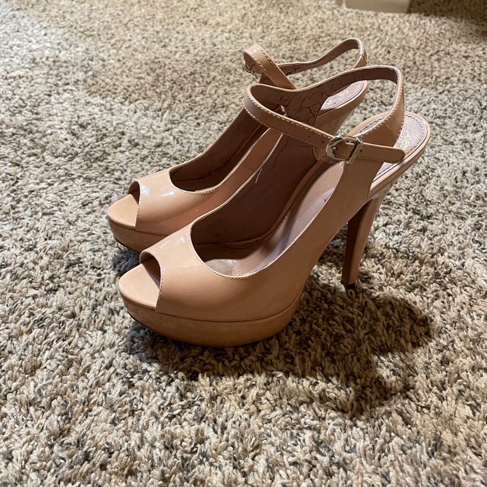Nude Heel! Vince Camuto VC-Merkina